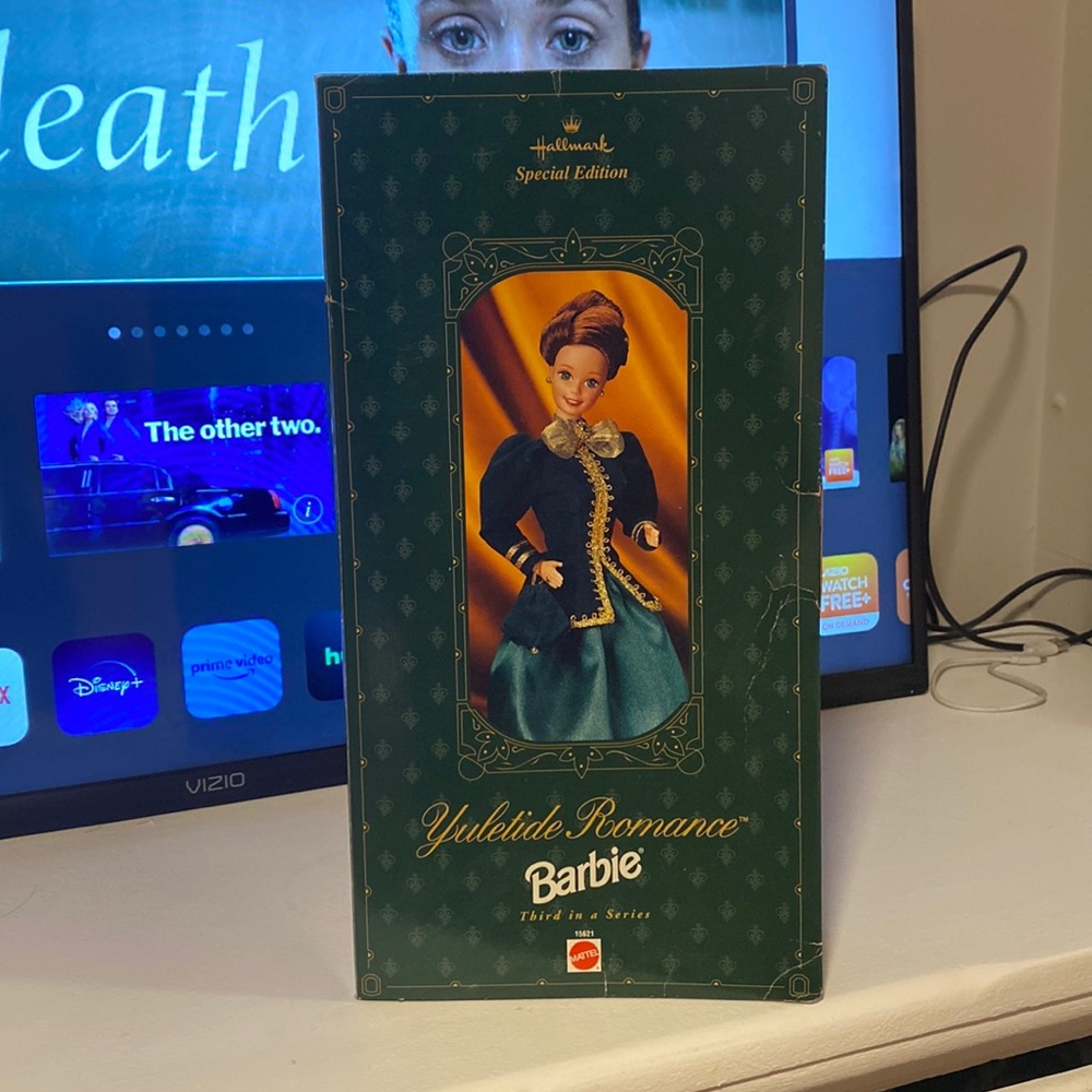 Yuletide Romance Barbie Hallmark Special Edition Third in a Series NWT